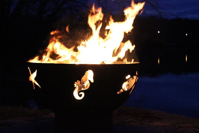 The Quick Easy History of Fire Pits